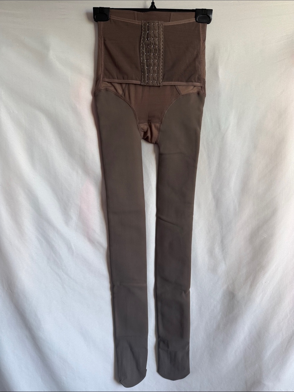 High-Waist Shaping Tights with Tummy Control in Brown